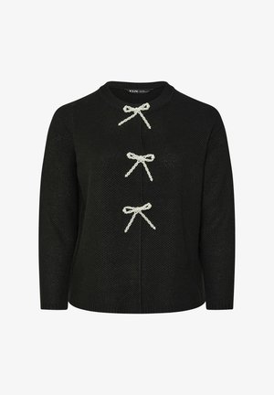Pull en tricot noir avec un col rond, orné de trois nœuds blancs perlés en accent, et avec des poignets côtelés aux manches.