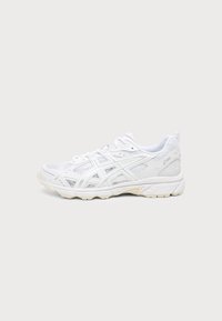Επιλέχθηκε, white/pure silver-coloured