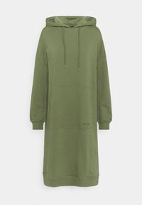 Abito felpato verde realizzato in morbido tessuto, caratterizzato da una grande tasca frontale, cappuccio con cordino e polsini a costine, con un taglio comodo.