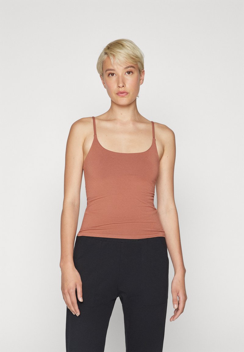 Yogasearcher Top - cedar