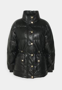 Czarna puchowa kurtka z wysokim kołnierzem, połyskującym wykończeniem, zapięciem na zatrzaski, ściągaczem w talii oraz dwoma przednimi kieszeniami. Złote akcenty metalowe.