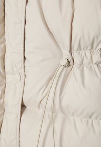 TATUUM KAMO - Waistcoat - cream