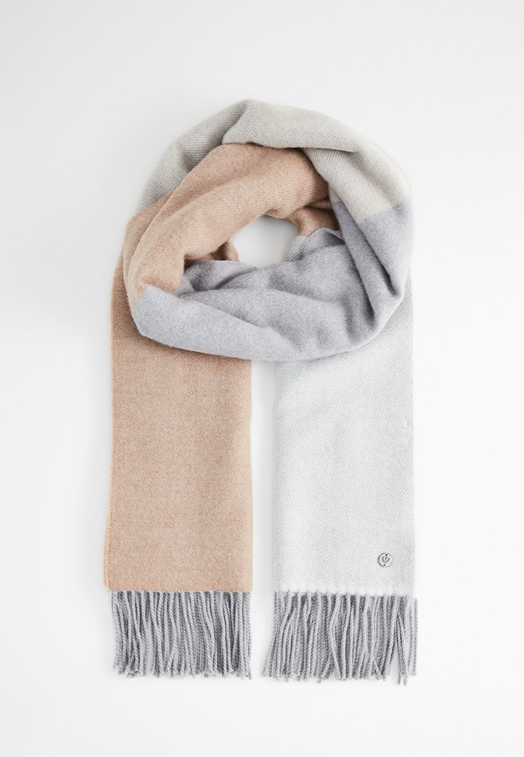 Zweifarbiger Schal aus weichem, gewebtem Stoff; verfügt über Abschnitte in Hellbraun, Grau und Blassblau mit Fransenverzierung an den Enden.