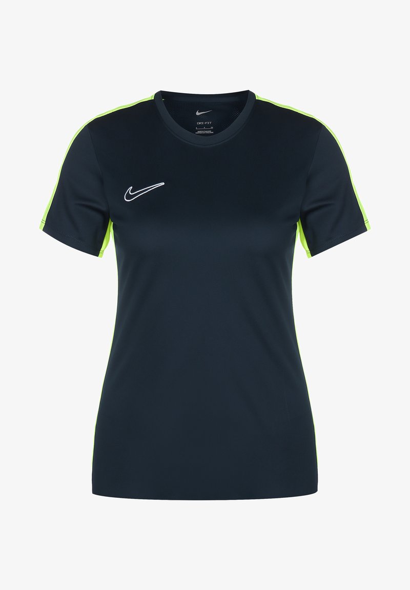T-shirt de sport Nike Dri-FIT en bleu marine foncé avec des accents vert fluo sur les épaules. Manches courtes, col ras du cou, tissu doux, arborant un logo blanc.