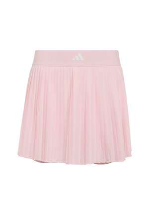 Falda de tenis plisada color rosa claro con una cinturilla ancha y un pequeño logo blanco de Adidas centrado en la parte delantera.