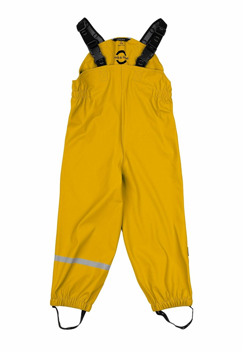 Gelbe wasserdichte Overalls mit verstellbaren schwarzen Trägern, elastischem Bund und reflektierendem silbernen Streifen an den Beinen. Glattes, strapazierfähiges Material.