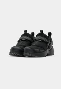 Jordan TRUNNER LX UNISEX - Baskets basses - black