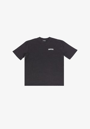 Black cotton oversized t-shirt with short sleeves, round neckline, and white “DROPSIZE” text on the front. Smooth texture, casual design.