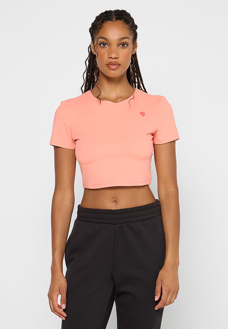 OCEANSAPART T-shirt basic abrikoos OCEANSAPART T-shirt basic abrikoos