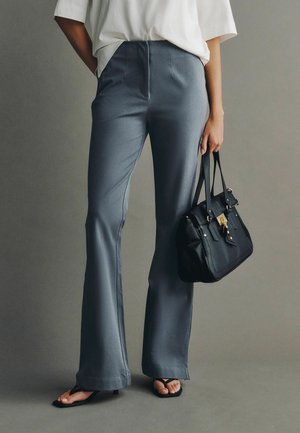 Next, TALL FIT - STRETCH BOOTCUT TROUSERS - Stoffhose - grey