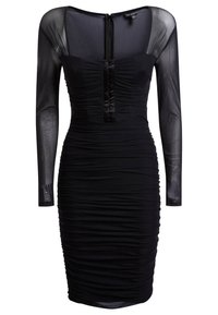 Sort tætsiddende kjole med lange gennemsigtige ærmer, struktureret liv, draperet tekstur og lynlås i ryggen, med satin detaljer foran.