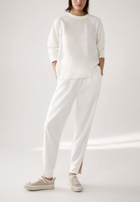 Massimo Dutti Sweater - white
