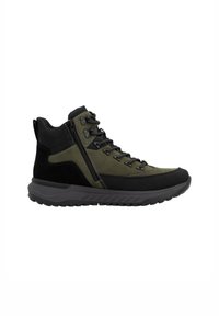 Bottes de randonnée noires et vert olive avec un design en matériaux mélangés, des surfaces texturées et une semelle en caoutchouc durable. Comprend une fermeture éclair et un laçage.