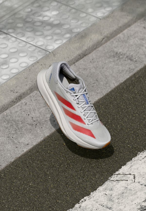 ADIZERO   - Laufschuh Straße