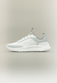 Неизбран, bright white/pearl grey/silver-coloured