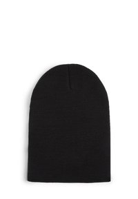 Sort strikket hue med rund top og ribbet tekstur, der har et sømløst design uden synlige sømme eller dekorationer.