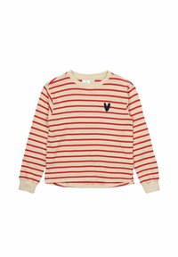 Camisa de manga larga a rayas rojas y beige, de tela de algodón, con cuello redondo, que presenta un pequeño logo de corazón azul marino en el lado izquierdo.
