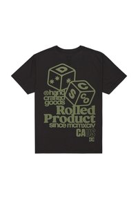 Sort bomulds T-shirt med stort grønt grafik af terninger og tekst, med "Rolled Product" og "håndlavede varer" i forskellige skrifttyper og størrelser.