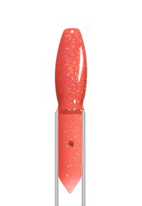 Échantillon de vernis à ongles corail brillant avec paillettes multicolores sur un pinceau applicateur transparent sur un fond blanc.