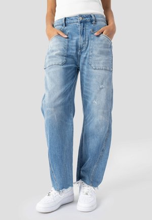 ISABELLA - Vaqueros boyfriend - mount blue