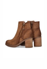 ETIKA BURY - Botines con plataforma - camel