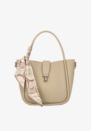 Bolso de mano de cuero beige con forma estructurada, asa superior y una bufanda decorativa con un patrón marmolado atada al asa.