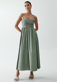 THE FATED TAYLOR TWIST - Robe longue - sage green