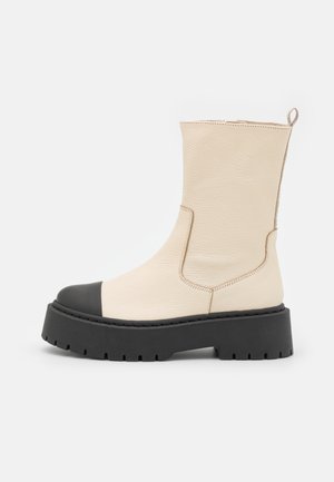 Steve Madden GENNA - Platform-nilkkurit - bone/black