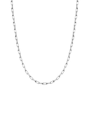 Sølv metal kædehalskæde med rektangulære led med en glat overflade, jævnt fordelt i et faldende mønster.