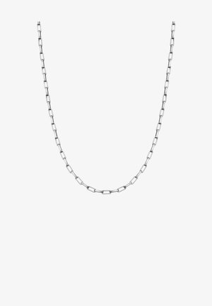 Sidabrinė metalinė grandinėlė su stačiakampėmis jungtimis, lygiu paviršiumi, tolygiai išdėstytomis kaskadiniu raštu.