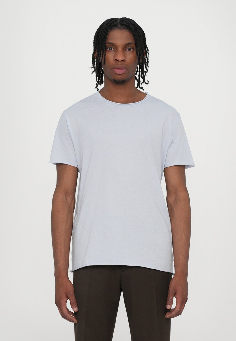 Filippa K - ROLL NECK TEE - T-shirt basique - ice blue, Agrandir