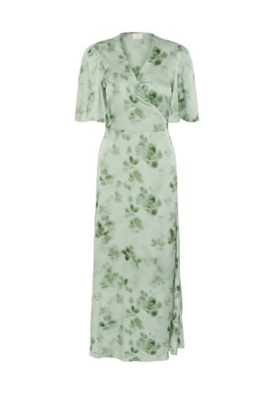 Robe portefeuille vert clair avec manches courtes bouffantes et un motif subtil de feuilles vert foncé, dotée d'un décolleté en V et d'une longueur jusqu'aux chevilles.