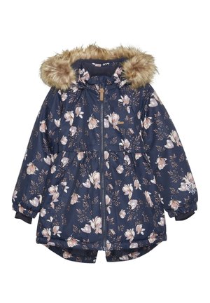 Veste florale marine avec capuche en fausse fourrure. Elle comprend une fermeture éclair à l'avant, des poignets élastiques et une taille froncée. Motif floral en rose et blanc.
