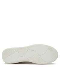 Suola di sneaker bianca con un materiale di gomma testurizzato, caratterizzato da scanalature a motivo e branding "GUESS" stampato lungo i bordi.