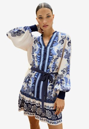 PRINTED V NECK BELTED MINI - Vestito casual - blue paisley