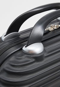 OCHNIK UNISEX czarny