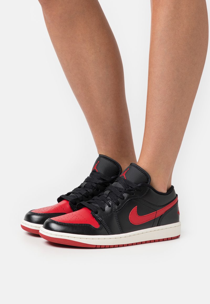 Jordan AIR JORDAN 1 Trainers black/red/sail/black Zalando.de