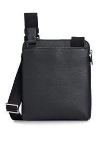 Czarna skórzana torba na ramię o teksturowanym wykończeniu, z zamknięciem na zamek błyskawiczny i regulowanym materiałowym paskiem. Minimaliściwki design w kwadratowym kształcie.