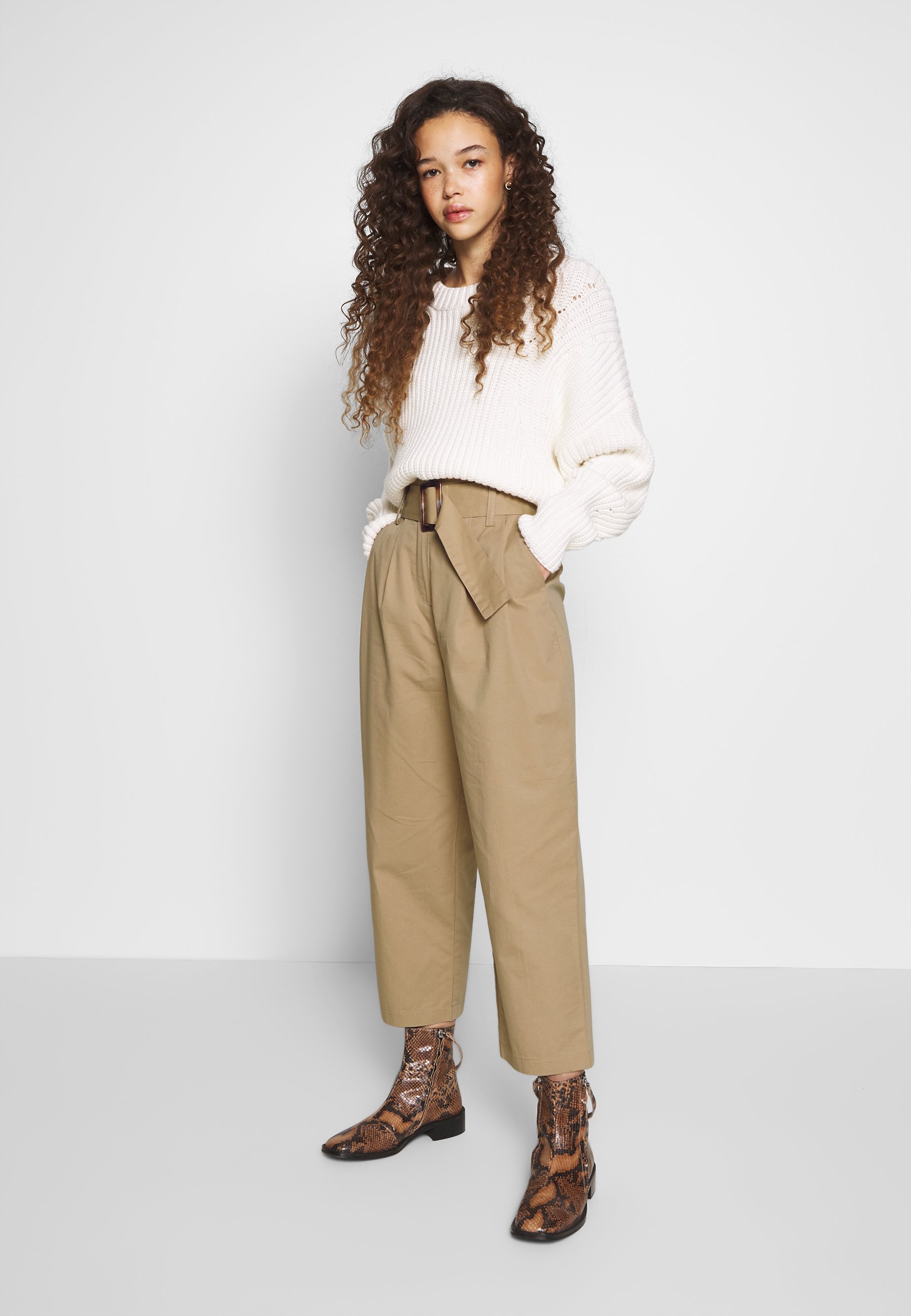 Object Petite OBJWELA PANT Bukse incense Zalando.no Object Petite TILDA TALULA 7/8 PANT SEASONAL - Bukse - incense