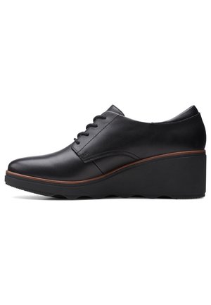 Enkellaarsjes met sleehak - black