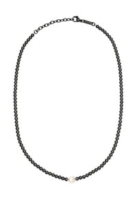 Collar de cuentas negras con pequeñas cuentas redondas negras y una perla blanca central, con un cierre de metal y cadena ajustable.