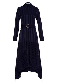 Robe bleu marine à manches longues avec des rayures verticales et à carreaux, col pointu, taille cintrée avec ceinture à boucle circulaire et ourlet asymétrique.