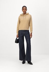 Tommy Hilfiger MDRN REG CORP LOGO  - Mikina - classic khaki