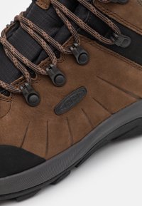 Keen REVEL IV MID POLAR - Botas para la nieve - dark earth/caramel cafe