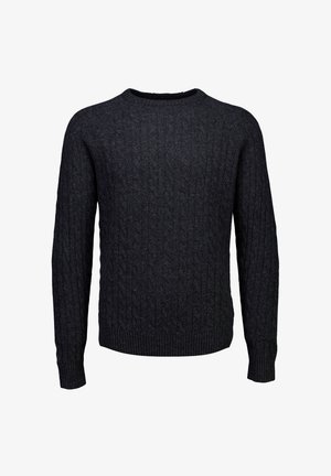 Czarnoszary sweter w splot kablowy z okrągłym dekoltem i ściągaczami, z wyraźnym wzorem na całej powierzchni materiału.