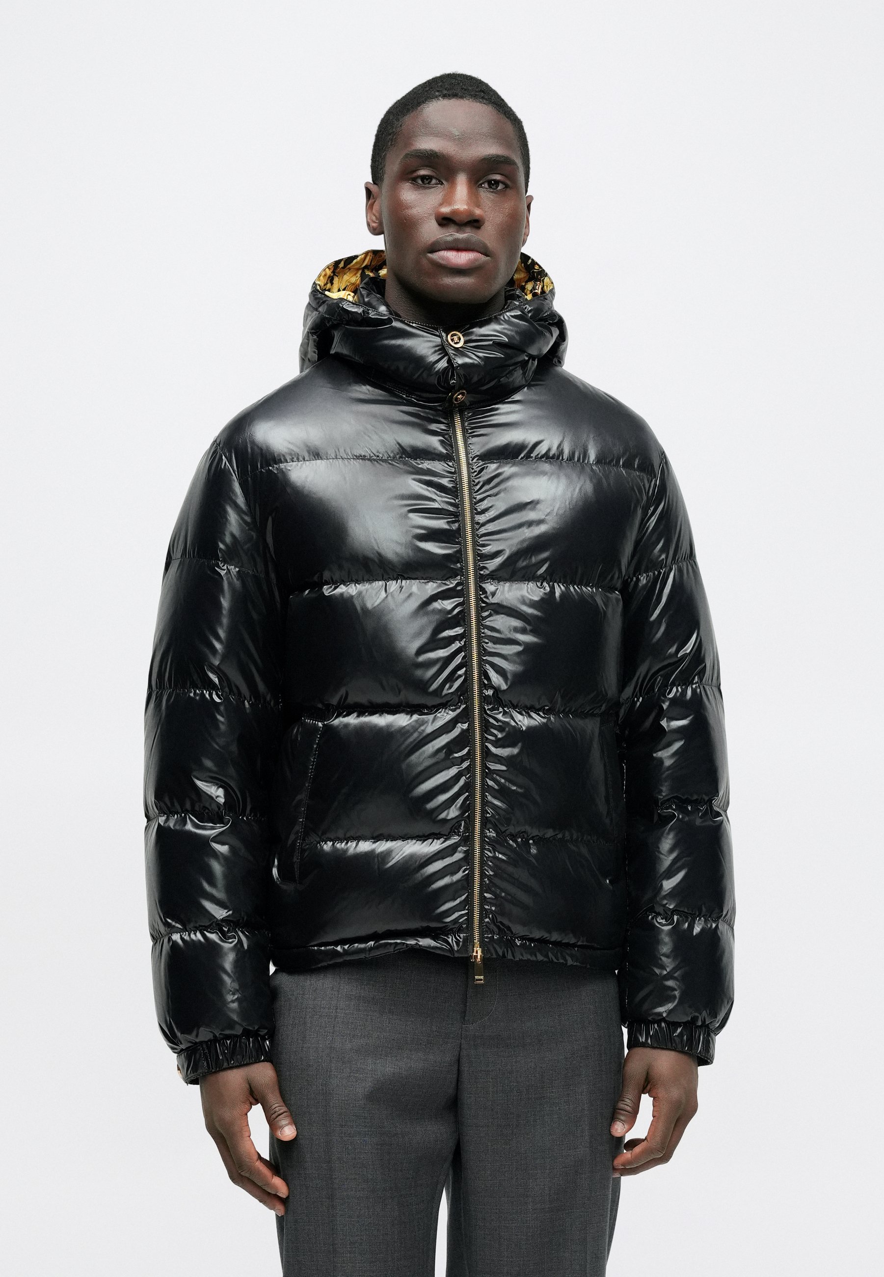 Versace JACKET ALLOVER BAROCCO PRINT - Down jacket - black