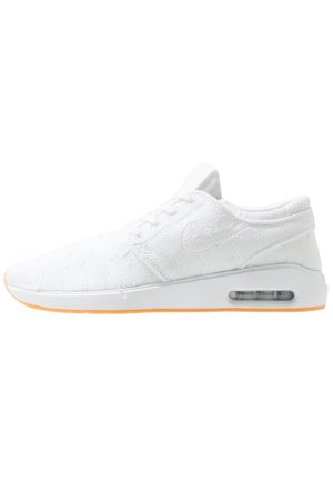 Sneakersy niskie