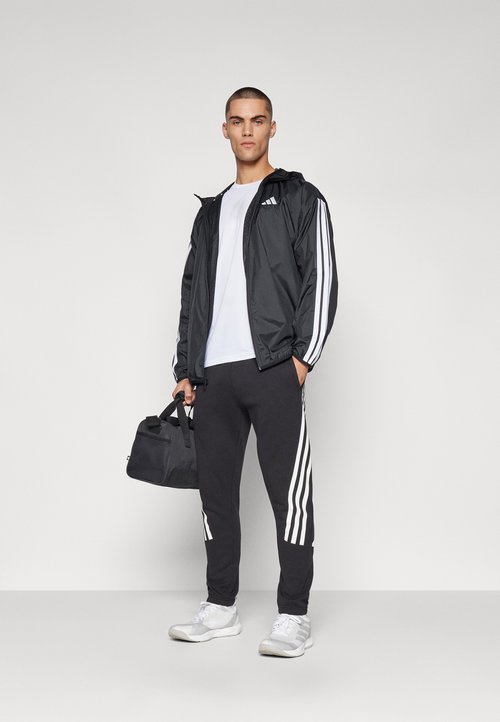 adidas Sportjacke 'Essentials' — photo 2
