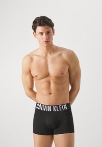 Calvin Klein Underwear - TRUNK 3 PACK - Onderbroeken - hot pink/black/blue shadow Miniatuurafbeelding 1