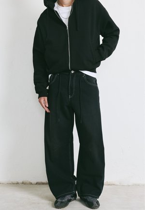 PULL&BEAR, GRAPHIC BARREL - JEANS - Jean coupe décontractée - black